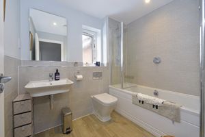 Photo 16- click for photo gallery